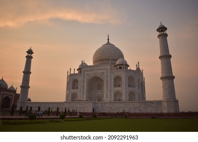 Taj mahal is one of the 7 wonders of world. It is beautiful historical monument of india. Mughal Emperor Shahjahan had built Taj Mahal in the memory of his beloved wife Mumtaj.  