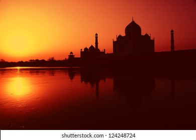 Taj Mahal Sunrise Reflection In River