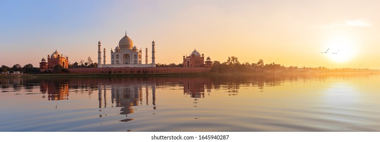 Panoramic View Taj Mahal During Sunset Stock Photo 1064546219 ...