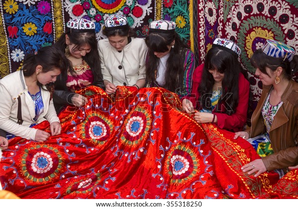 Tajikistan girls pics