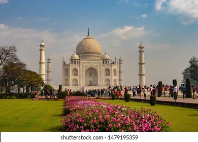 9 Taj Mahal Indian Model Male Images, Stock Photos & Vectors | Shutterstock