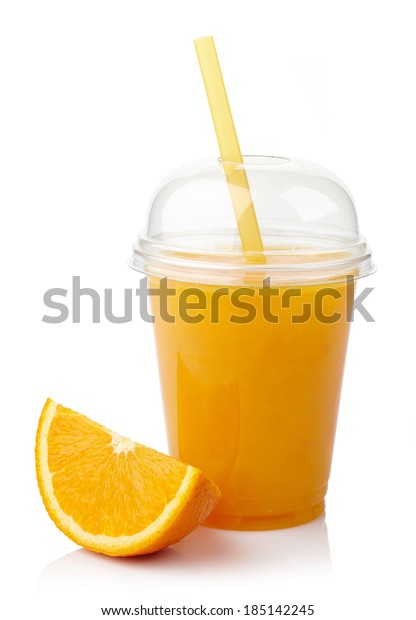 白い背景に新鮮なオレンジジュースのグラスを取り除く の写真素材 今すぐ編集