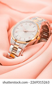 Take a photo of a watch product with a soft concept
Watch product photography - Shutterstock ID 2269315263