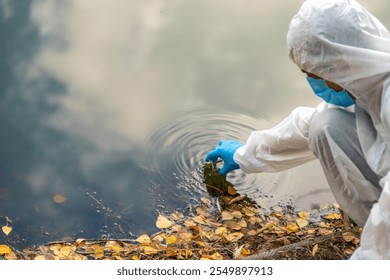 Take water samples for analysis. Selective focus. nature.