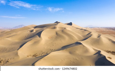 Taklamakan Desert Image