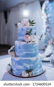 Tall Wedding Cake With Flowers