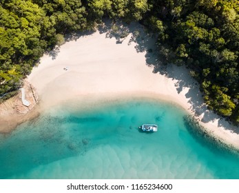 Tallebudgera Creek Beach