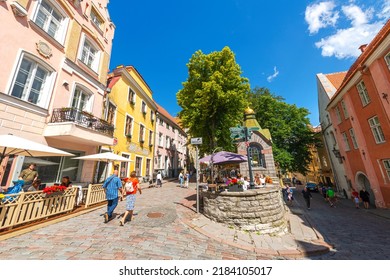 TALLINN, ESTONIA - JULY 10, 2022: Pikk Street With An Café In The Central Medieval Old Town During Summer. Harju County, Estonia, Baltic States, Europe.