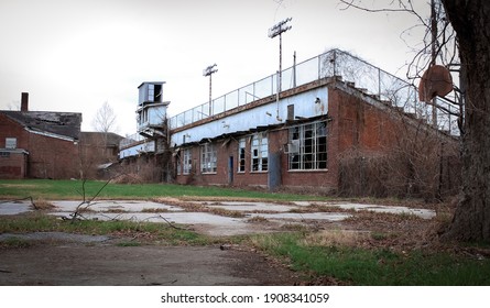 Tallulah, Louisiana United States - January 2 2021: The Back Of A Stadium Of An Abandoned High School