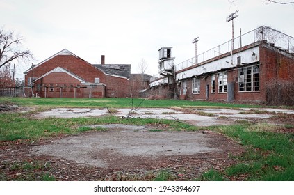 Tallulah, Louisiana United States January 2 2021: Behind An Abandoned Stadium With Broken Windows