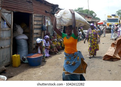 Tamale, Ghana - 5 January 2016: Vendors In A Fresh Food And Grain Market In A Small Town In Ghana, West Africa.