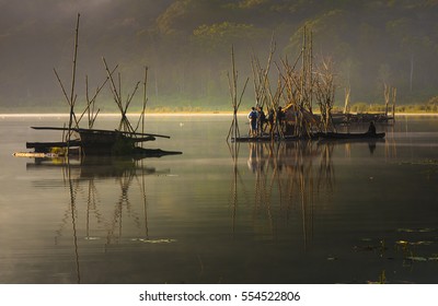 Tamblingan Lake