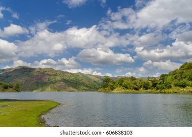 Tambo Lake Pinatubu Philippines Stock Photo 606838103 | Shutterstock