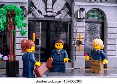 790 Lego minifigs Images, Stock Photos & Vectors | Shutterstock