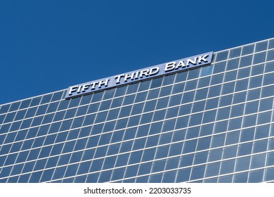 Tampa, FL, USA - January 8, 2022: The Fifth Third Bank Office Building In Tampa, FL, USA. Fifth Third Bank, The Principal Subsidiary Of Fifth Third Bancorp Is An American Bank Holding Company.