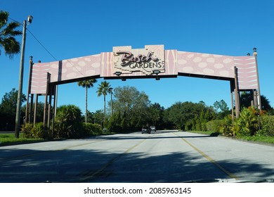 Tampa, Florida, U.S.A - November 7, 2021 - The Arch By The Entrance Into Busch Gardens