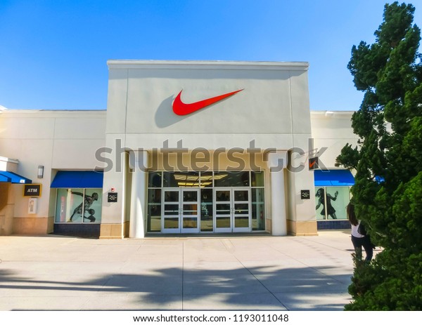 nike outlet tampa premium outlet