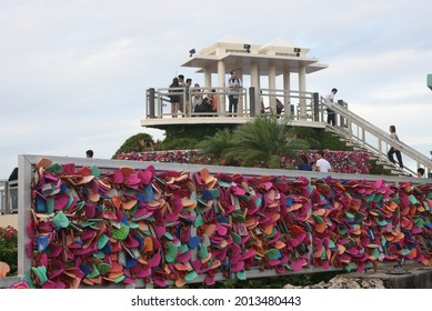 Two Lovers Point High Res Stock Images Shutterstock