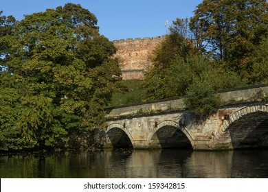 Tamworth Castle And River