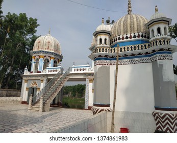 Tangail, Dhaka, Bangladesh-19 April 2019: Nawab Ali Hasan Mosque In The City Of Tangail, Dhaka.