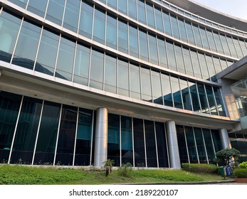 Tangerang, Indonesia - 11 August 2022 :Pound Fitness. The Activities Of The Employees Of Perum LPPNPI Head Office In The Afternoon After Returning From Work Hours.