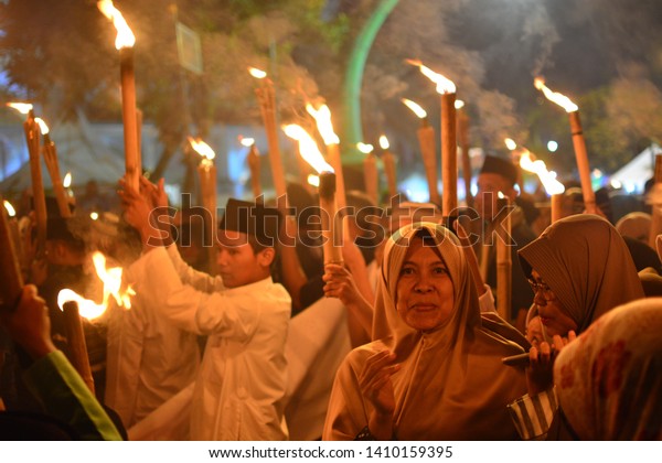 Tangerang September 9th 2018 Indonesia Torch Stock Photo Edit Now 1410159395