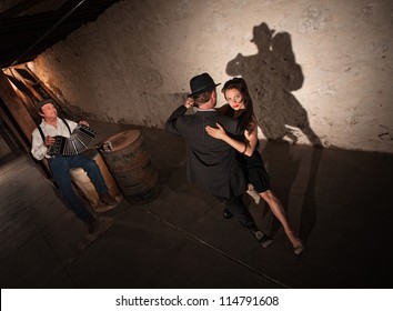 10,047 Argentine tango Images, Stock Photos & Vectors | Shutterstock