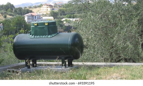 tank for domestic gas