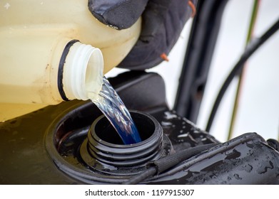 Tank Refueling For Snowblower