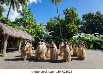 Tanna, Vanuatu - June 2019: Group Of  Melanesian Local People In Traditional Straw Clothes 