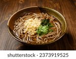 Tanuki-soba. soba noodles with tenkasu
