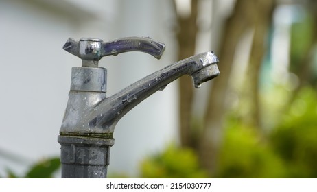 Tap Water After Use To Wash Hands And Leave Residual Water At The End