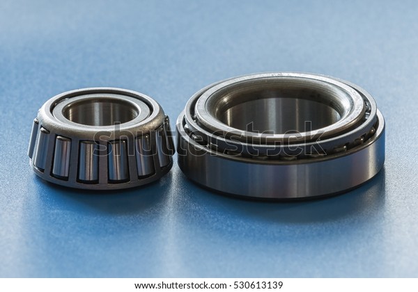 Tapered Roller\
Bearing