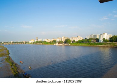  Tapti River, Surat, Gujarat, India.