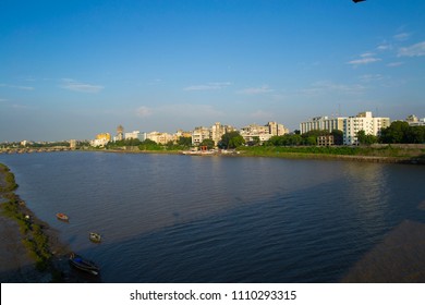  Tapti River, Surat, Gujarat, India.