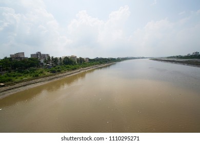  Tapti River, Surat, Gujarat, India.