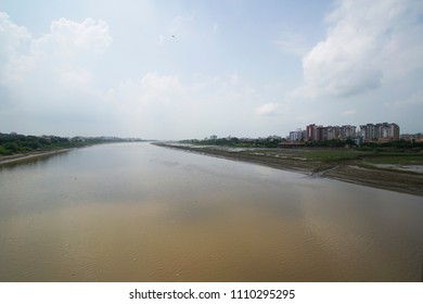  Tapti River, Surat, Gujarat, India.