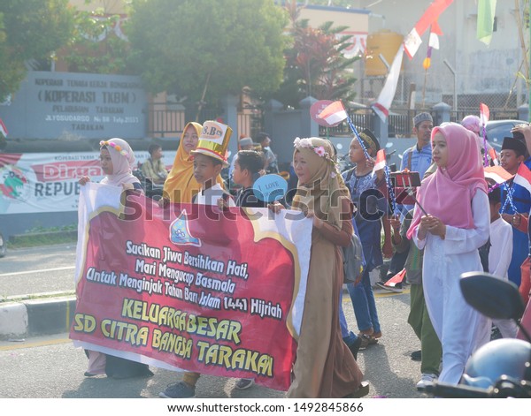 Tarakanindonesia Participants Parade Hold Placards Banner Stock Photo Edit Now