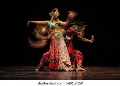 Tari Topeng Panji / Panji Traditional Dance