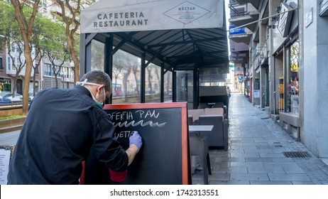 Tarragona, Spain - 11 MAY 2020: Bars Open After A Tough Lockdown As Part Of Spain Enters Phase 1 Of The De-escalation Plan. 