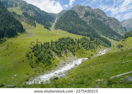 The Tarsar Marsar Lake trek is one of the prettiest treks in our country, provided you time it ... landscape mountain the Tarsar Marsar trek, india, tourist and hikers