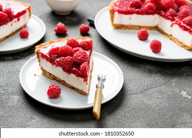 Tart , Pie , Cake With Jellied Fresh Raspberries ( No Bake Cheesecake)	