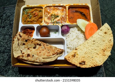 9 Veg packed thali Images, Stock Photos & Vectors | Shutterstock