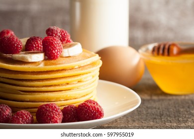 Poster 24/" x 36/" Layers Sweet Honey Pancakes Banana