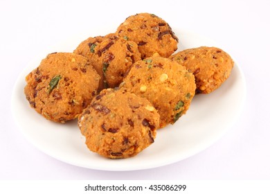 parippuvada images stock photos vectors shutterstock https www shutterstock com image photo tasty parippu vada popular evening snack 435086299