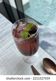 Tasty Raspberry Mocktail For Brunch