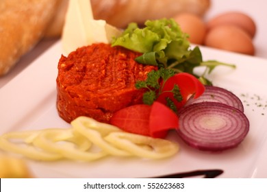 
Tatar Beefsteak