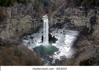 Taughannock Falls In Upstate New York - Early Spring