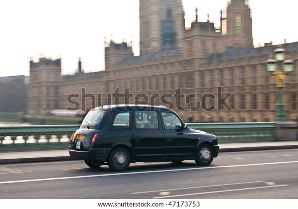 Taxi in\
London