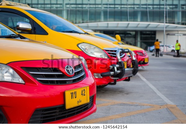 Taxi to Passenger Outside parking Phuket\
International Airport November 22,\
2018